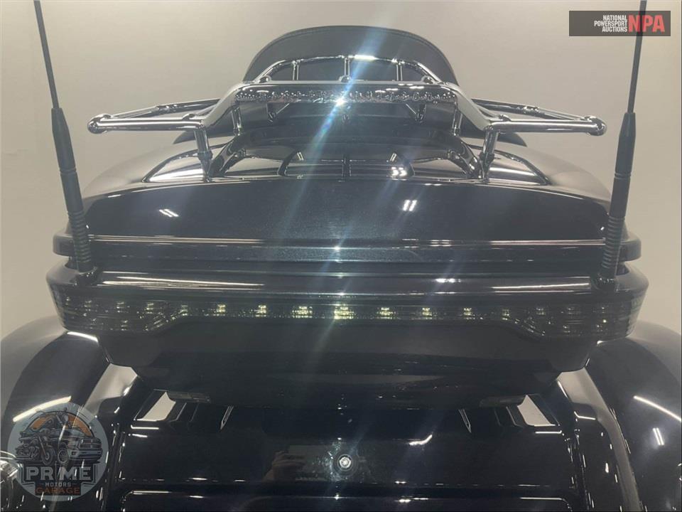 2020 Harley-Davidson FLHTCUTGSE CVO TRI GLIDE — фото 23