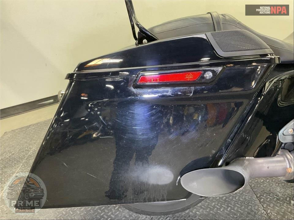 2015 Harley-Davidson FLTRX ROAD GLIDE — фото 24