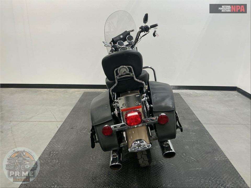 2004 Harley-Davidson FLHRCI ROAD KING CLASSIC — фото 4