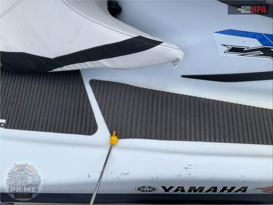 2015 Yamaha WAVE RUNNER VX — фото 21