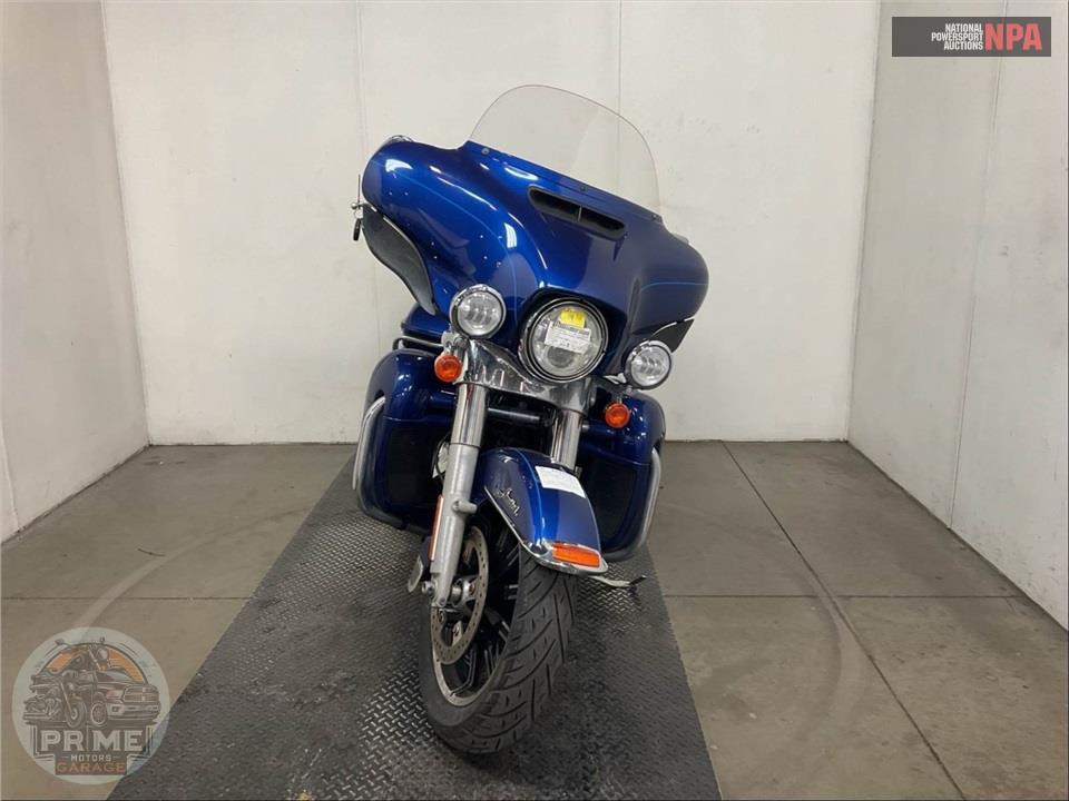 2015 Harley-Davidson FLHTK ELECTRA GLIDE ULTRA LIMITED — фото 2