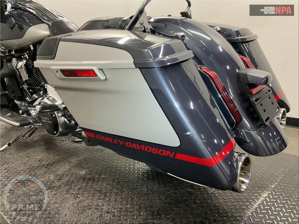 2019 Harley-Davidson FLHXSE CVO STREET GLIDE — фото 21