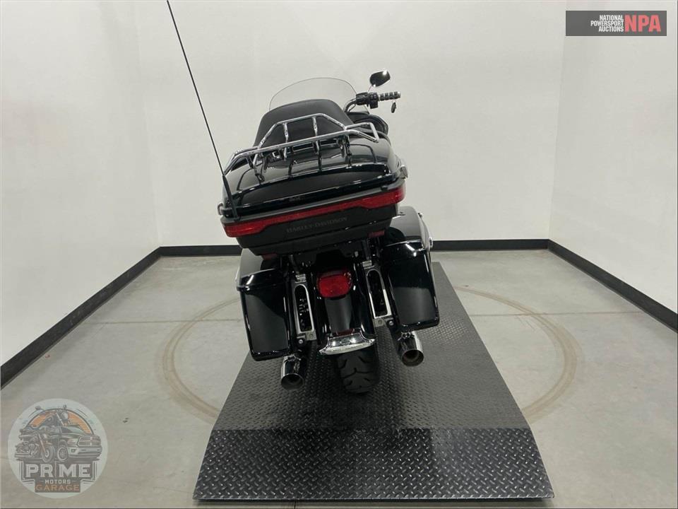 2019 Harley-Davidson FLTRU ROAD GLIDE ULTRA — фото 4