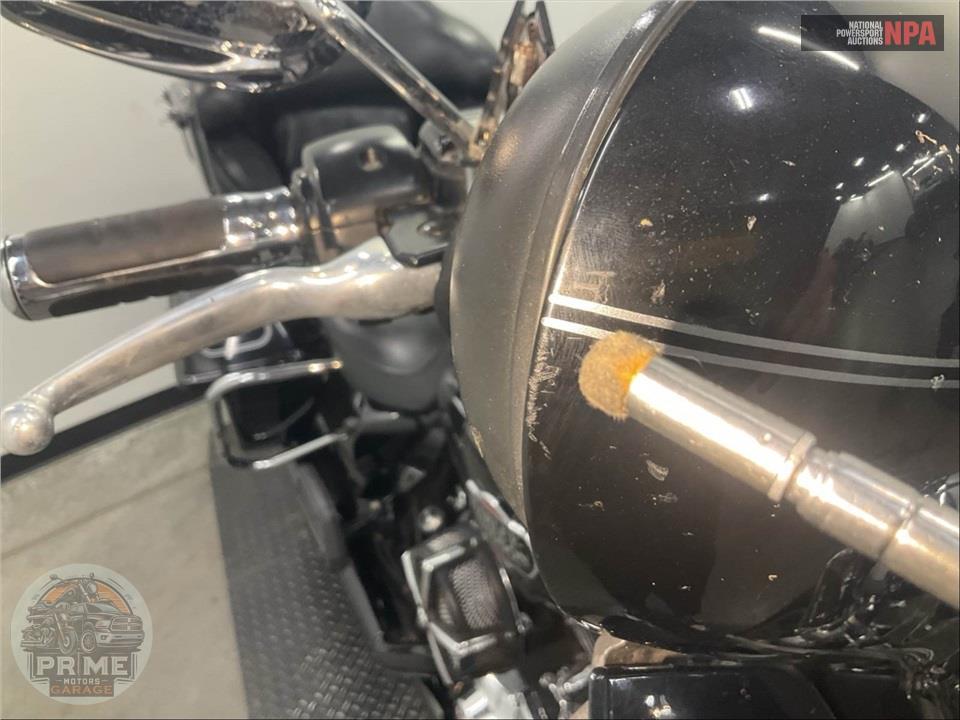 2010 Harley-Davidson FLHTCU ULTRA CLASSIC ELECTRA GLIDE — фото 13