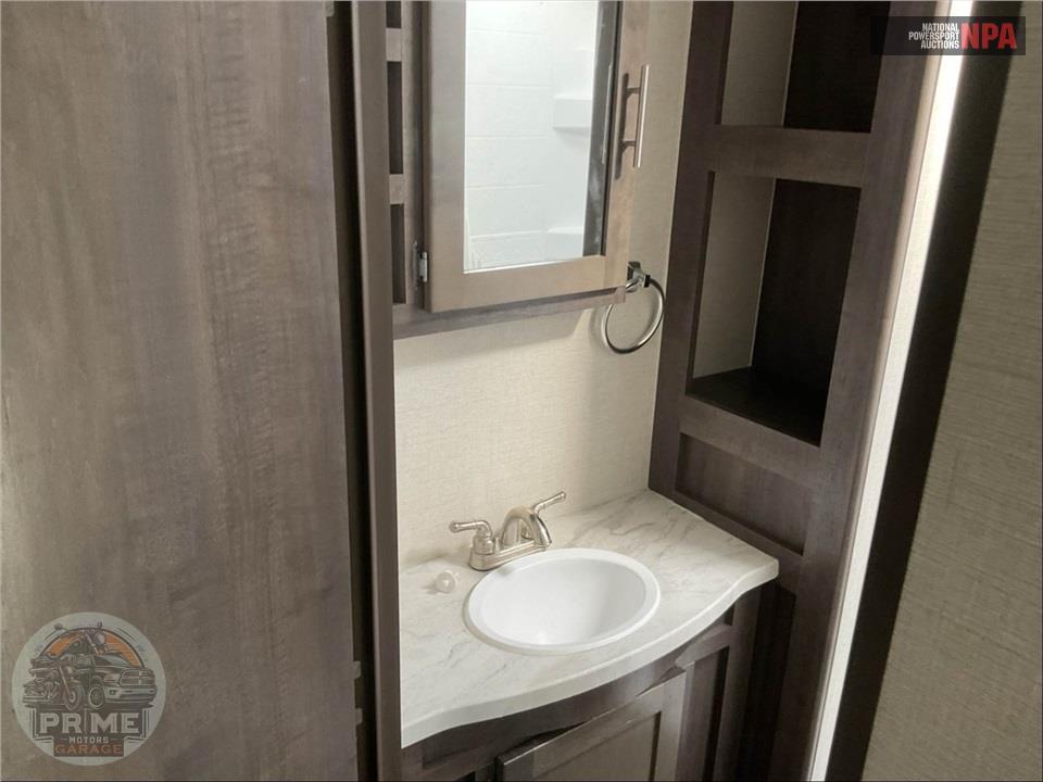 2019 Crossroads Rv M-259 RL - SUNSET TRAIL SUPER LITE SERIES — фото 18