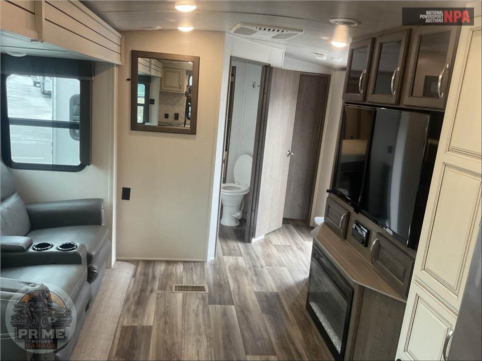 2021 Keystone Rv M-30 RKD - COUGAR SERIES — фото 8