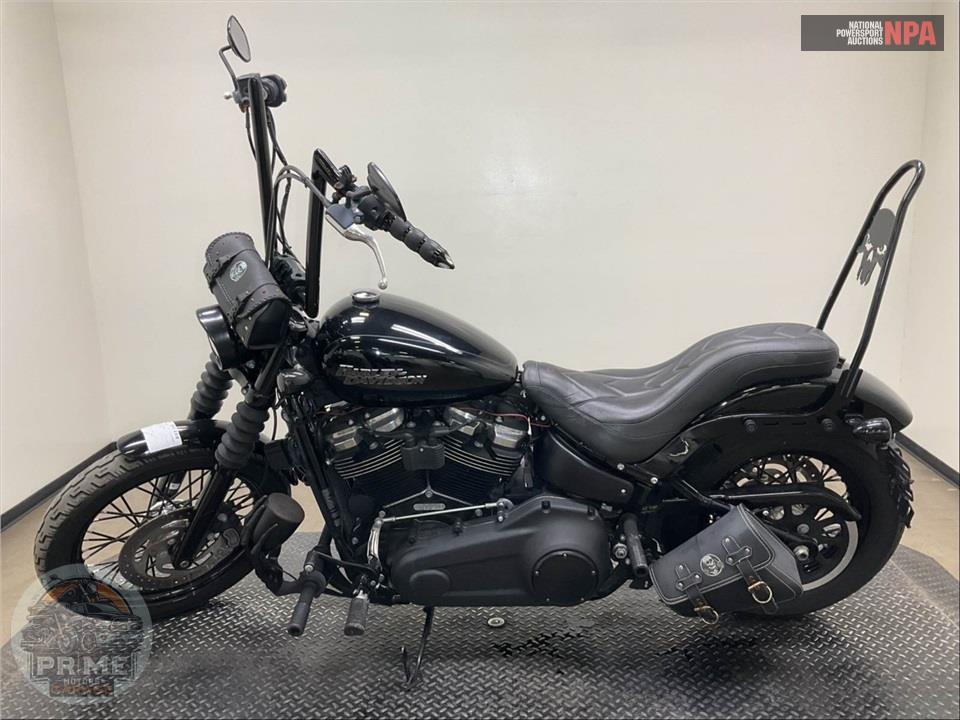 2020 Harley-Davidson FXBB STREET BOB — фото 3