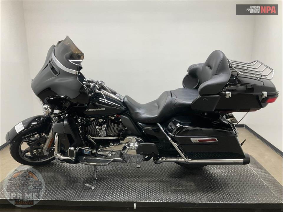 2022 Harley-Davidson FLHTK ULTRA LIMITED — фото 3