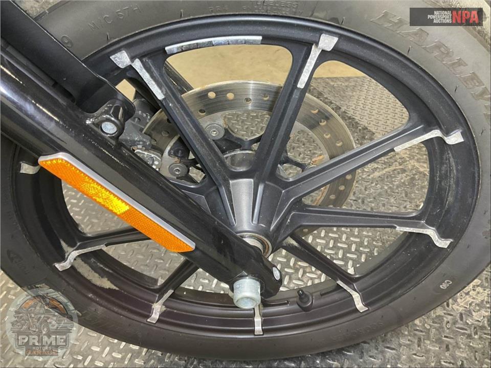 2016 Harley-Davidson XL883N IRON — фото 25