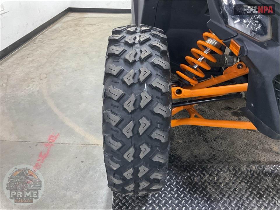2025 Can-Am MAVERICK X3 MAX DS TURBO — фото 17