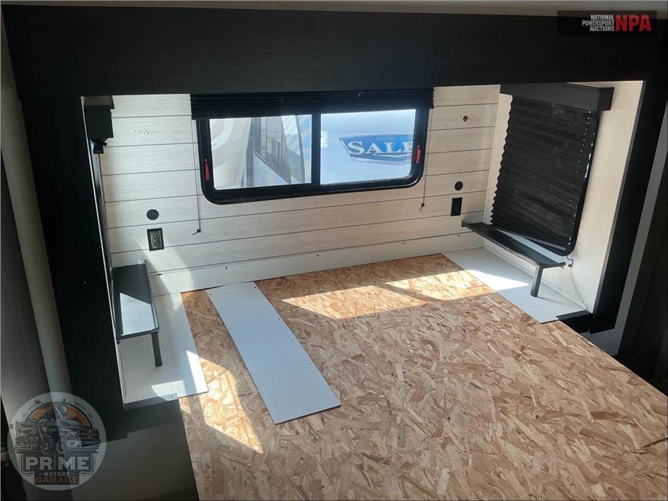 2025 Cherokee By Forest River M -3800DECK - ARCTIC WOLF FIFTH WHEEL SERIES — фото 11