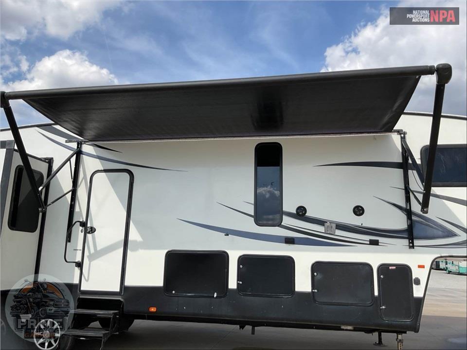 2017 Sabre By Forest River M-36BHQ - FIFTH WHEEL SERIES — фото 38