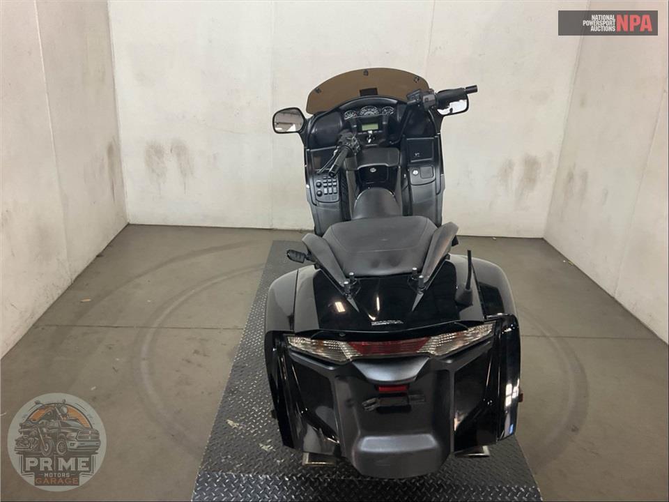 2013 Honda GL1800BDD GLDWNG F6B DLX — фото 4