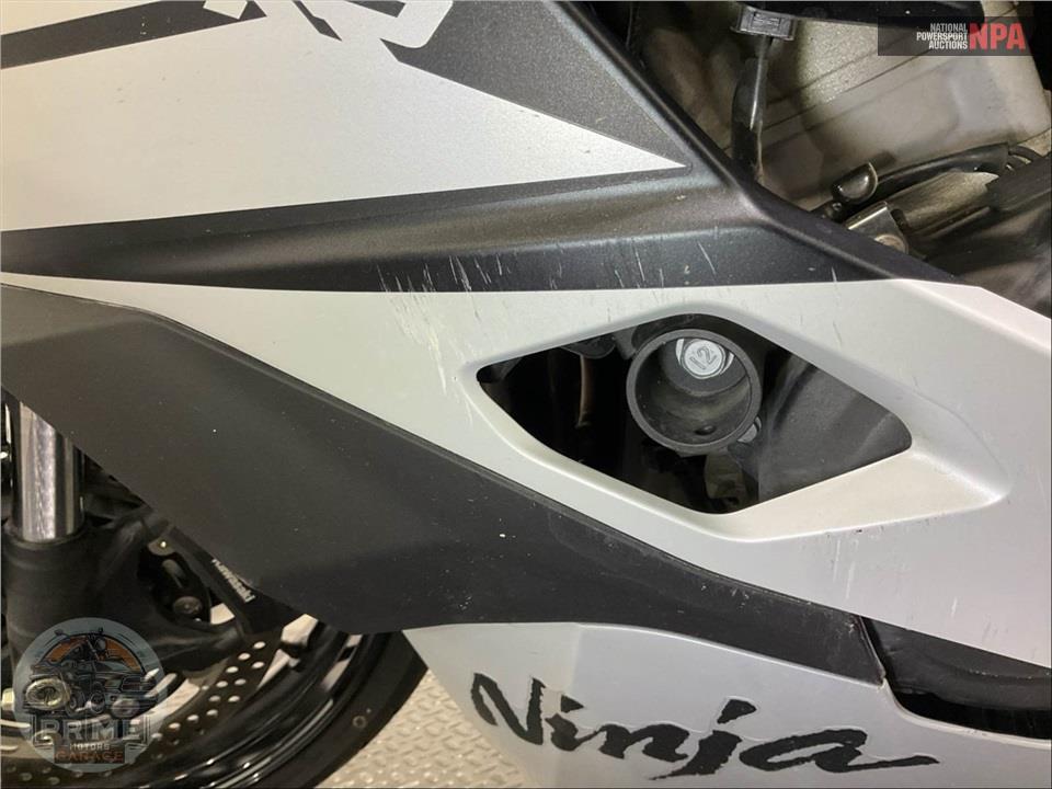 2025 Kawasaki ZX400SSFAL NINJA ZX-4RR (ABS) — фото 31