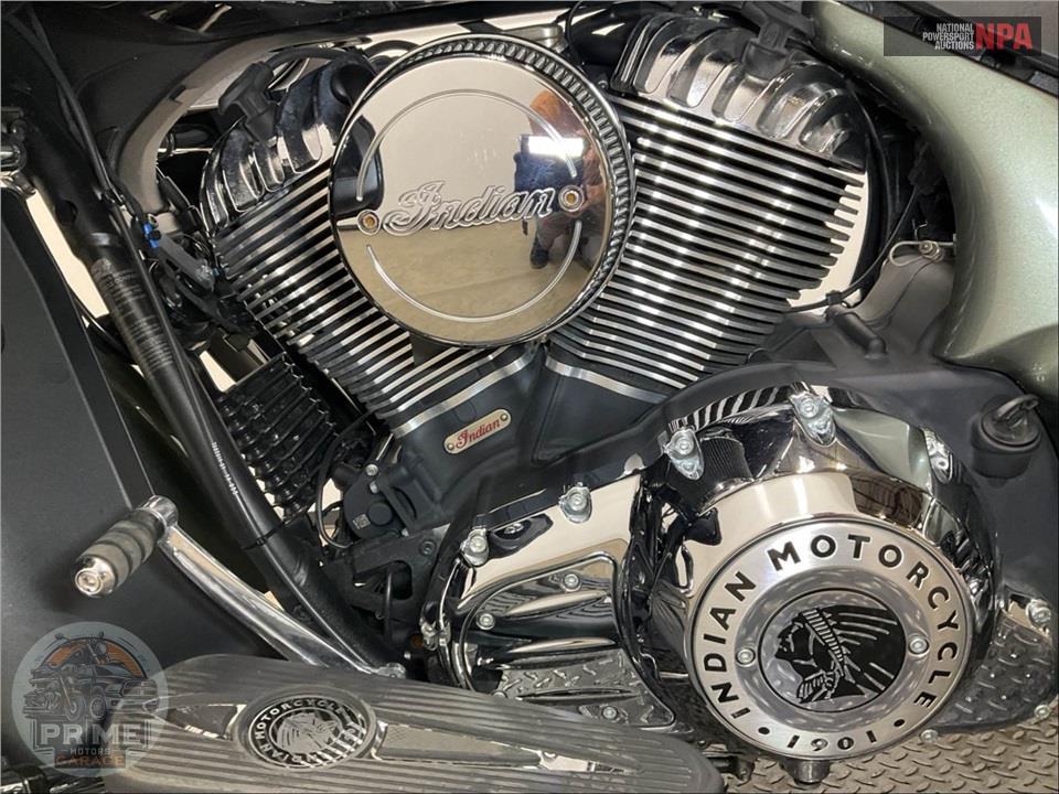 2021 Indian Motorcycle ROADMASTER (TWO-TONE) — фото 7