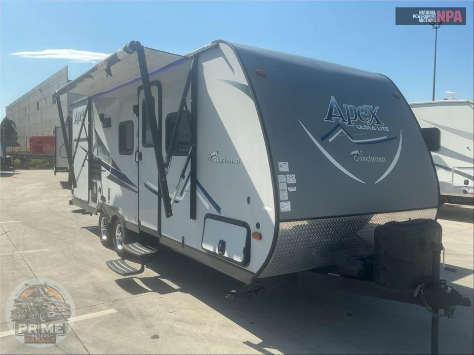 2017 APEX BY COACHMEN M-215RBK
