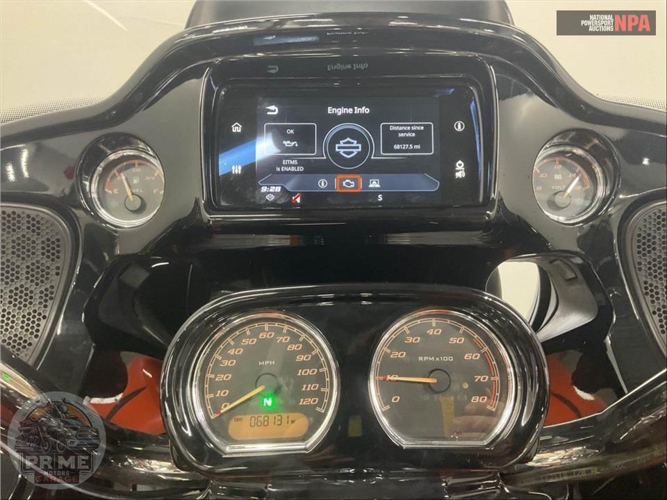 2019 Harley-Davidson FLTRU ROAD GLIDE ULTRA — фото 5