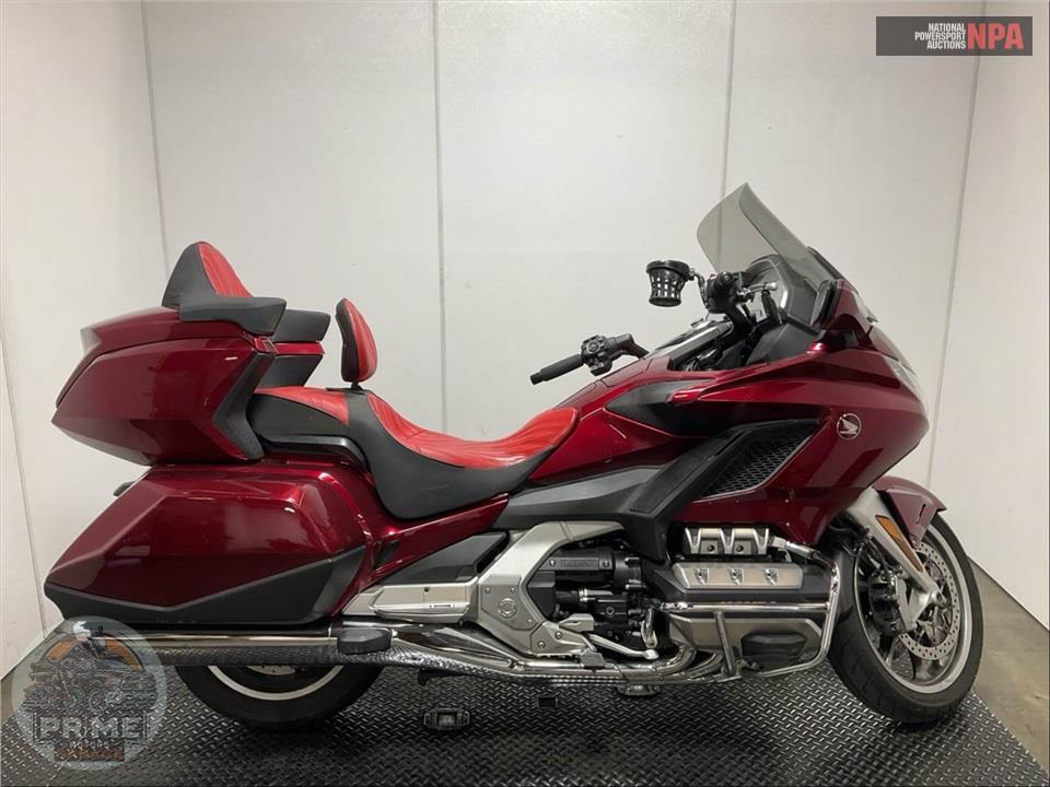 2018 Honda GL1800D GOLDWING TOUR DCT (RED) — фото 1