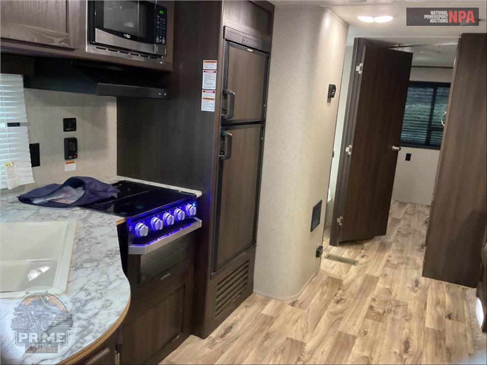 2019 Keystone Rv M-3030BH SUMMERLAND SERIES — фото 7