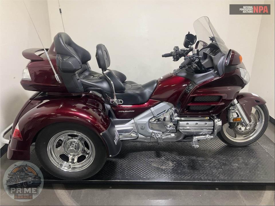 2008 Honda GL1800HPNM8 GOLDWING — фото 1