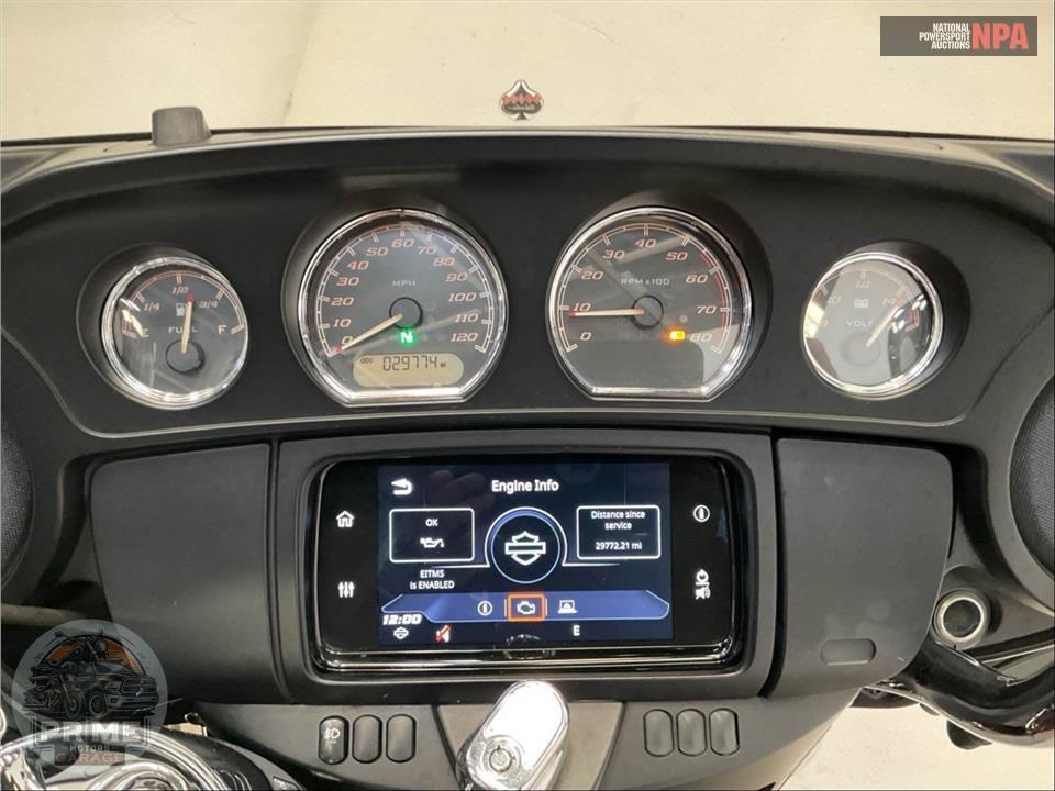2019 Harley-Davidson FLHTCU ELECTRA GLIDE ULTRA CLASSIC — фото 5