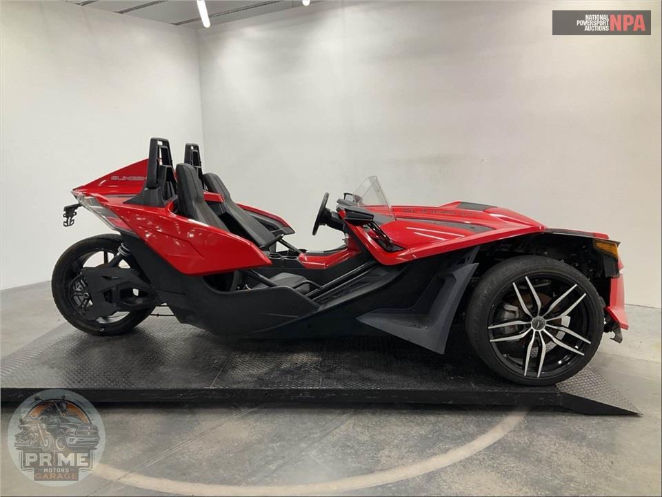 2021 Polaris SLINGSHOT SL AUTODRIVE — фото 1