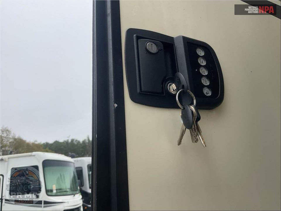 2018 Keystone Rv M-3731 FL MONTANA FIFTH WHEEL SERIES — фото 58