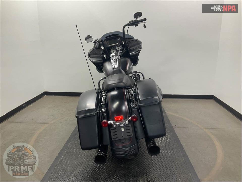2015 Harley-Davidson FLTRXS ROAD GLIDE SPECIAL — фото 4