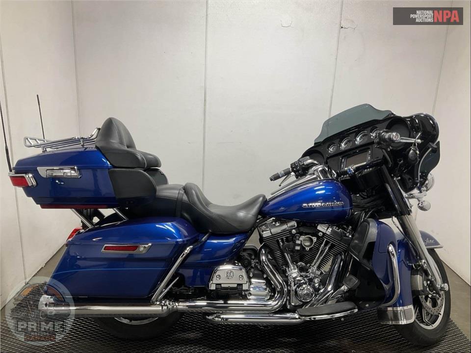 2015 Harley-Davidson FLHTK ELECTRA GLIDE ULTRA LIMITED — фото 1