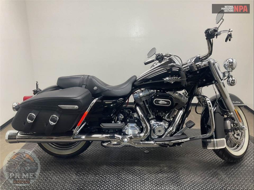 2011 Harley-Davidson FLHRC ROAD KING CLSC — фото 1