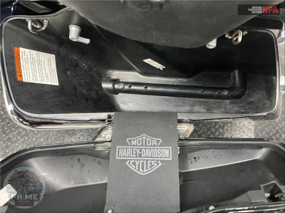 2019 Harley-Davidson FLHTKL ULTRA LIMITED LOW — фото 24