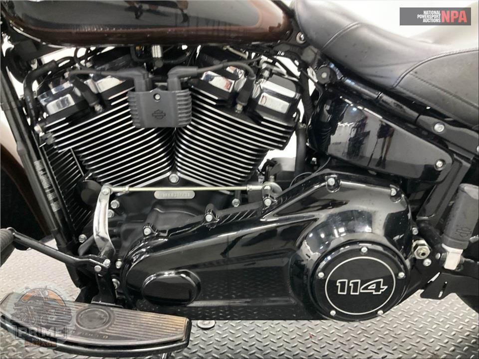 2019 Harley-Davidson FLHCS HERITAGE CLASSIC 114 — фото 7