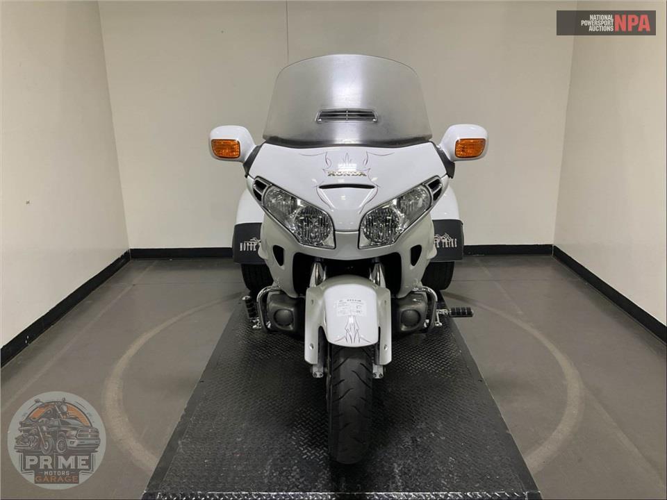 2004 Honda GL18004 GOLDWING — фото 2