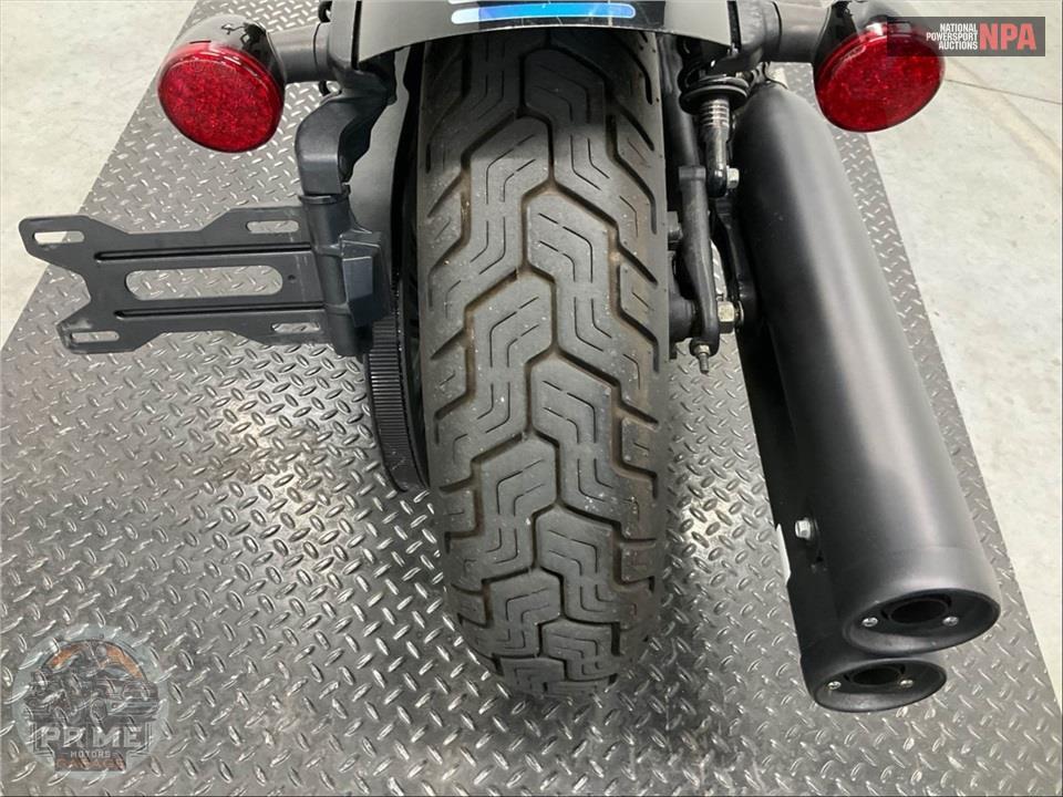 2020 Indian Motorcycle SCOUT BOBBER TWENTY ABS (THUNDER BLACK) — фото 18