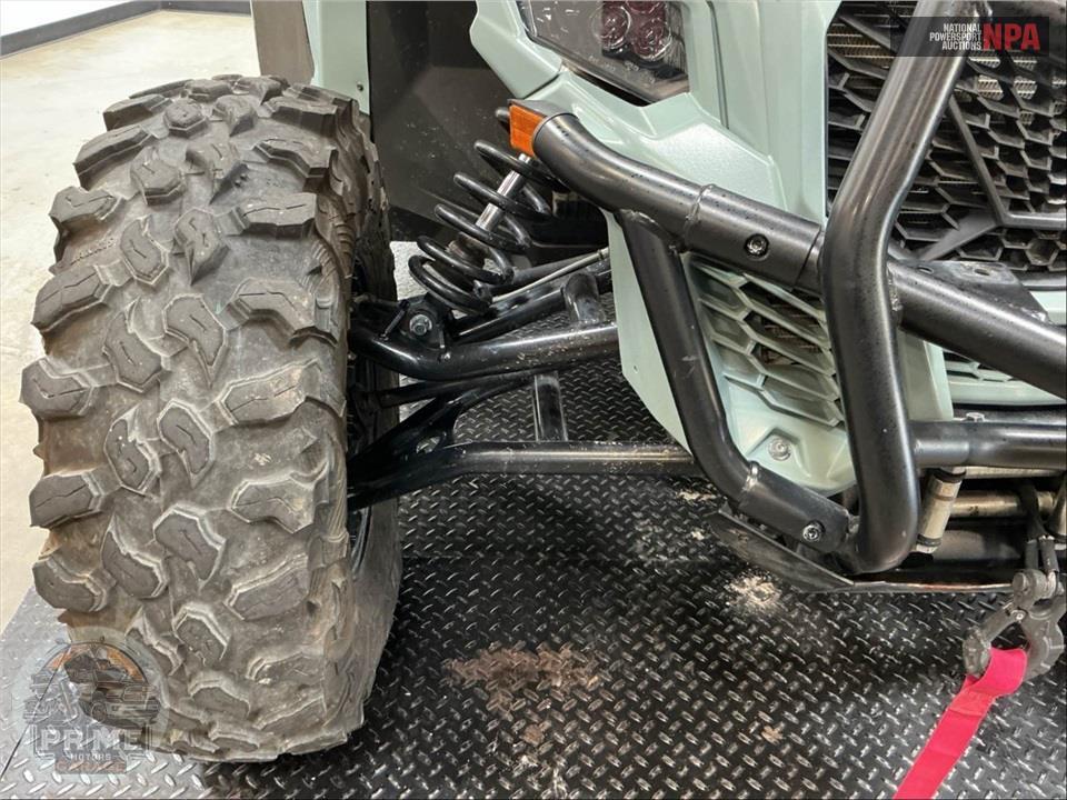 2023 Can-Am MAVERICK X3 DS TURBO 64 — фото 19
