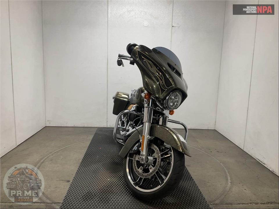 2016 Harley-Davidson FLHXS STREET GLIDE SPECIAL — фото 2