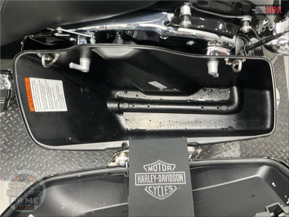 2023 Harley-Davidson FLHX STREET GLIDE — фото 20