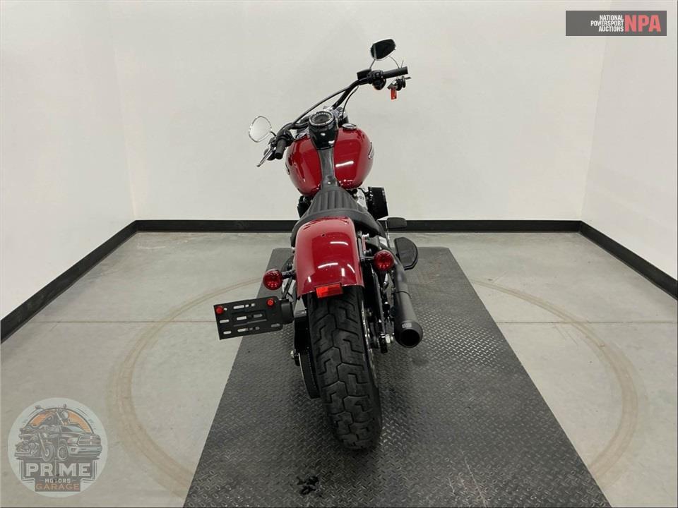 2021 Harley-Davidson FLSL SOFTAIL SLIM — фото 4