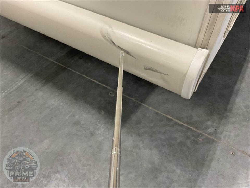 2019 Winnebago M-32YE FORD - VISTA SERIES — фото 64