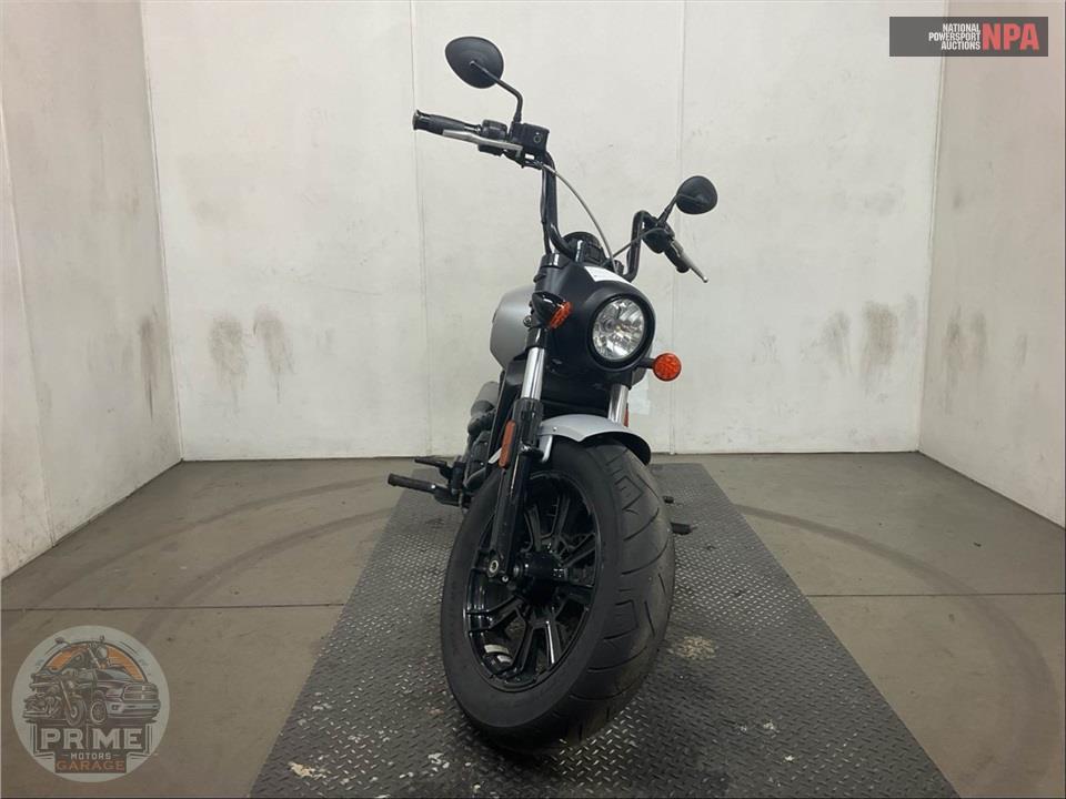 2018 Indian Motorcycle SCOUT BOBBER (BRONZE/SILVER/RED) — фото 2