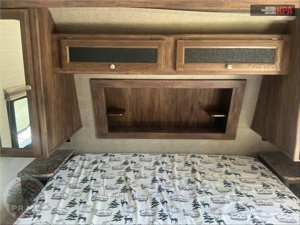 2017 Keystone Rv M-28 RLS - COUGAR X-LITE SERIES — фото 14