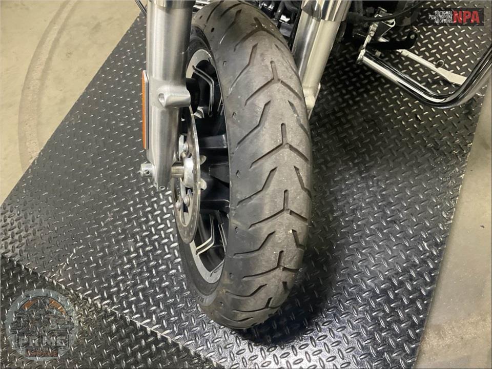 2016 Harley-Davidson FLHR ROAD KING — фото 18