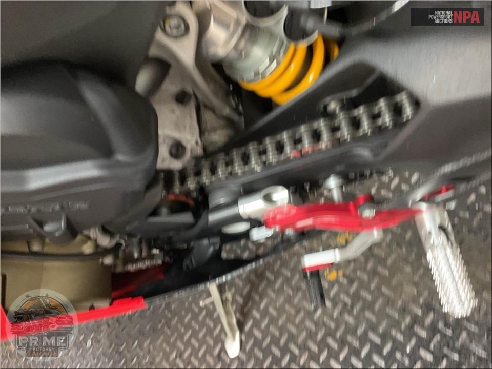 2023 Ducati PANIGALE V4 S — фото 10