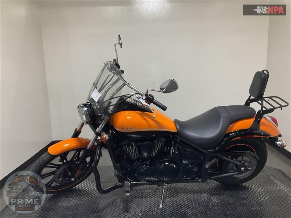 2021 Kawasaki VN900CMFAL VULCAN 900 CUSTOM — фото 3