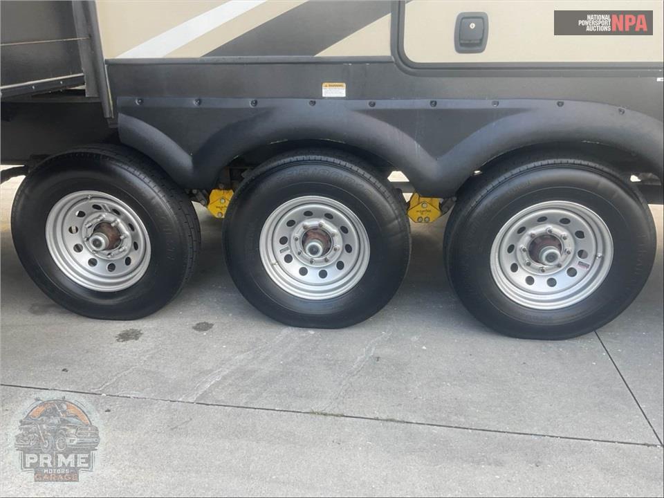 2019 Keystone Rv M-381 TH - MONTANA HIGH COUNTRY TOY HAULER TOY HAULER SERIES — фото 61