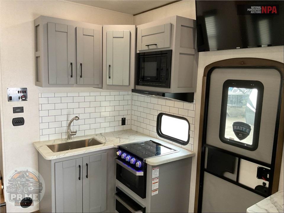 2021 Keystone Rv M-311 - FUZION IMPACT TOY HAULER TOY HAULER SERIES — фото 8