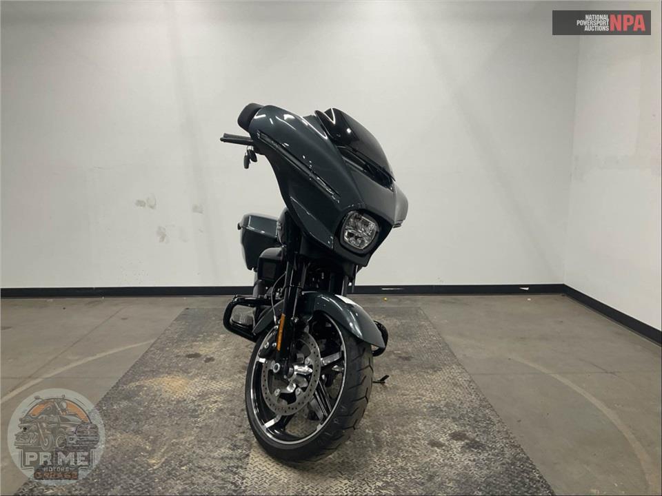 2025 Harley-Davidson FLHX STREET GLIDE — фото 2