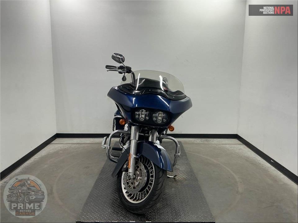 2012 Harley-Davidson FLTRU ROAD GLIDE ULTRA — фото 2