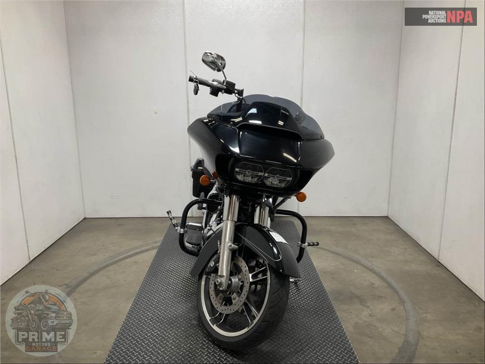 2015 Harley-Davidson FLTRXS ROAD GLIDE SPECIAL — фото 2