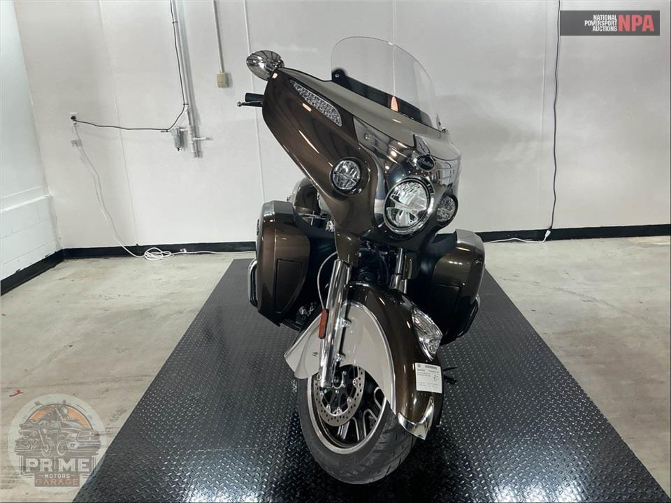 2023 Indian Motorcycle ROADMASTER (TWO TONE) — фото 2